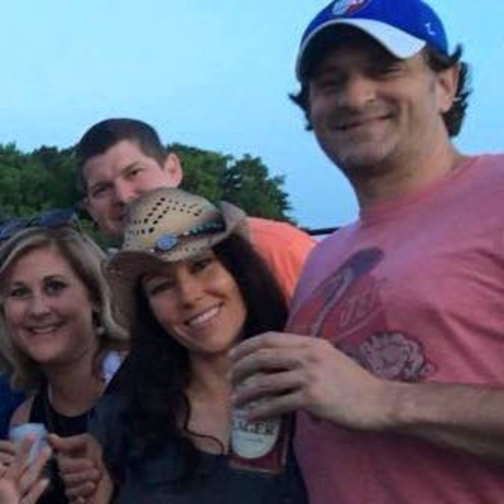 Meet your Posher, Leigh